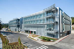 Photograph of the exterior of MarinHealth Medical Center #2