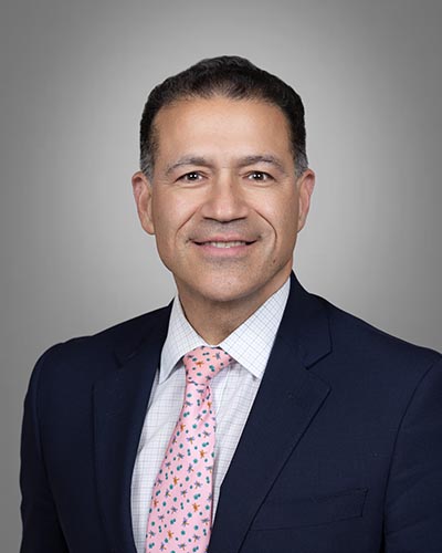 Portrait of Daniel Vasquez